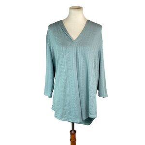 Woman’s Miselon eyelet v neck green top size XL